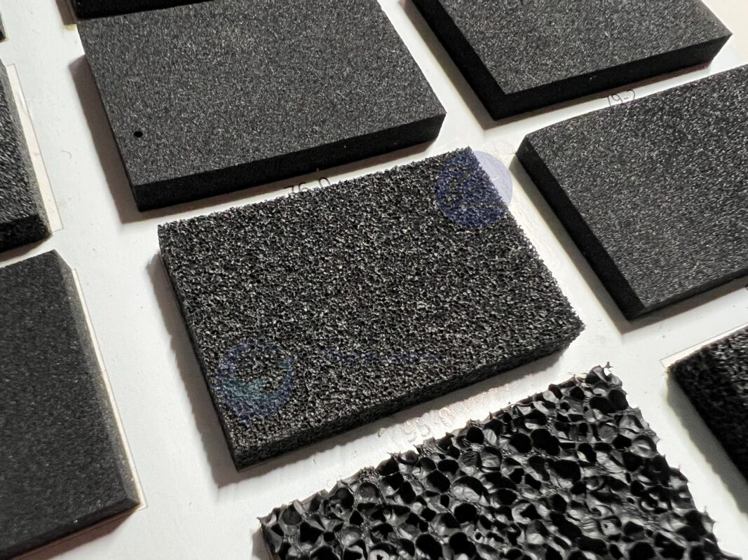 Gasket EPDM kín nước bảo vệ thiết bị trong điều kiện ẩm ướt.