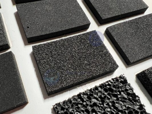 Gasket EPDM kín nước bảo vệ thiết bị trong điều kiện ẩm ướt.