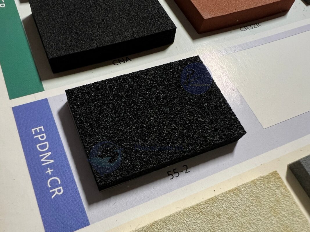 Vật liệu EPDM nổi tiếng với khả năng chịu nhiệt và chống lão hóa dài hạn.